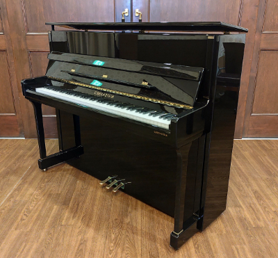 ベヒシュタインの中古ピアノ_Classic118