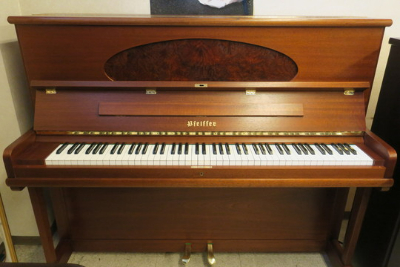 ファイファーの中古ピアノ_1986年製