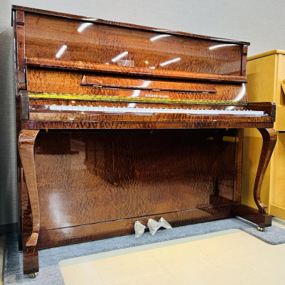 リーガークロスの中古ピアノ_122P Demichippendale
